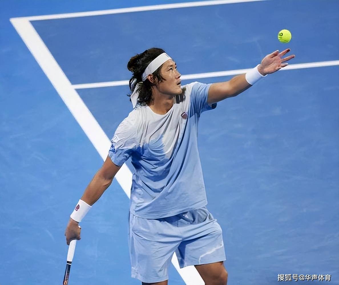 西班牙网球队鏖战美国网球队,穆雷制霸全场的简单介绍 西班牙网球队鏖战美国网球队,穆雷制霸全场的简单介绍