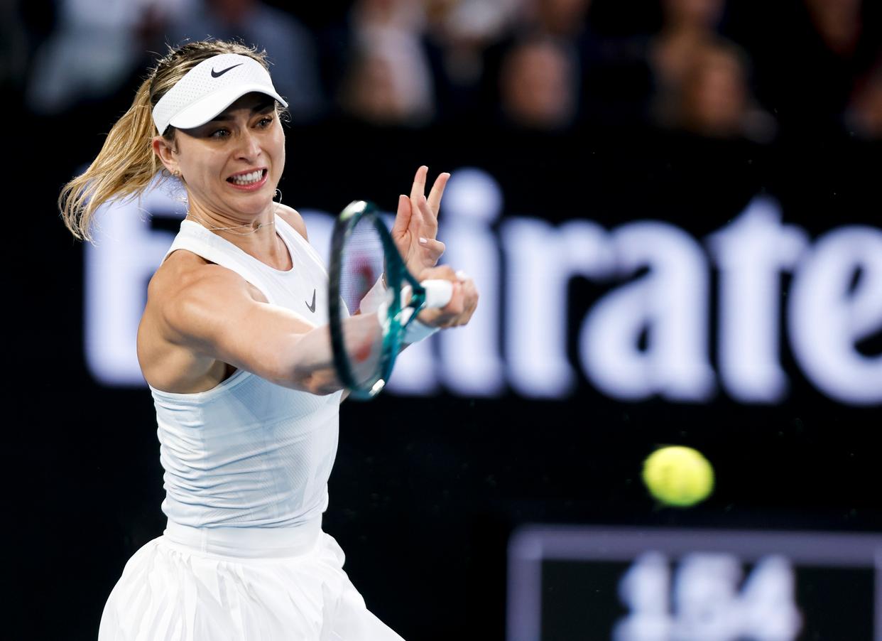 包含澳大利亚网球队逆转德国网球队，瓦林卡关键制胜的词条