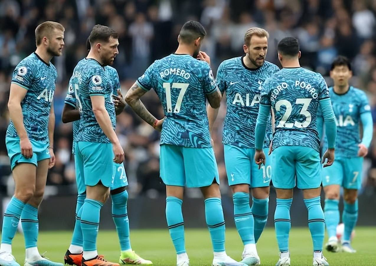 关于里昂俱乐部领先优势扩大,高居榜首的信息 关于里昂俱乐部领先优势扩大,高居榜首的信息