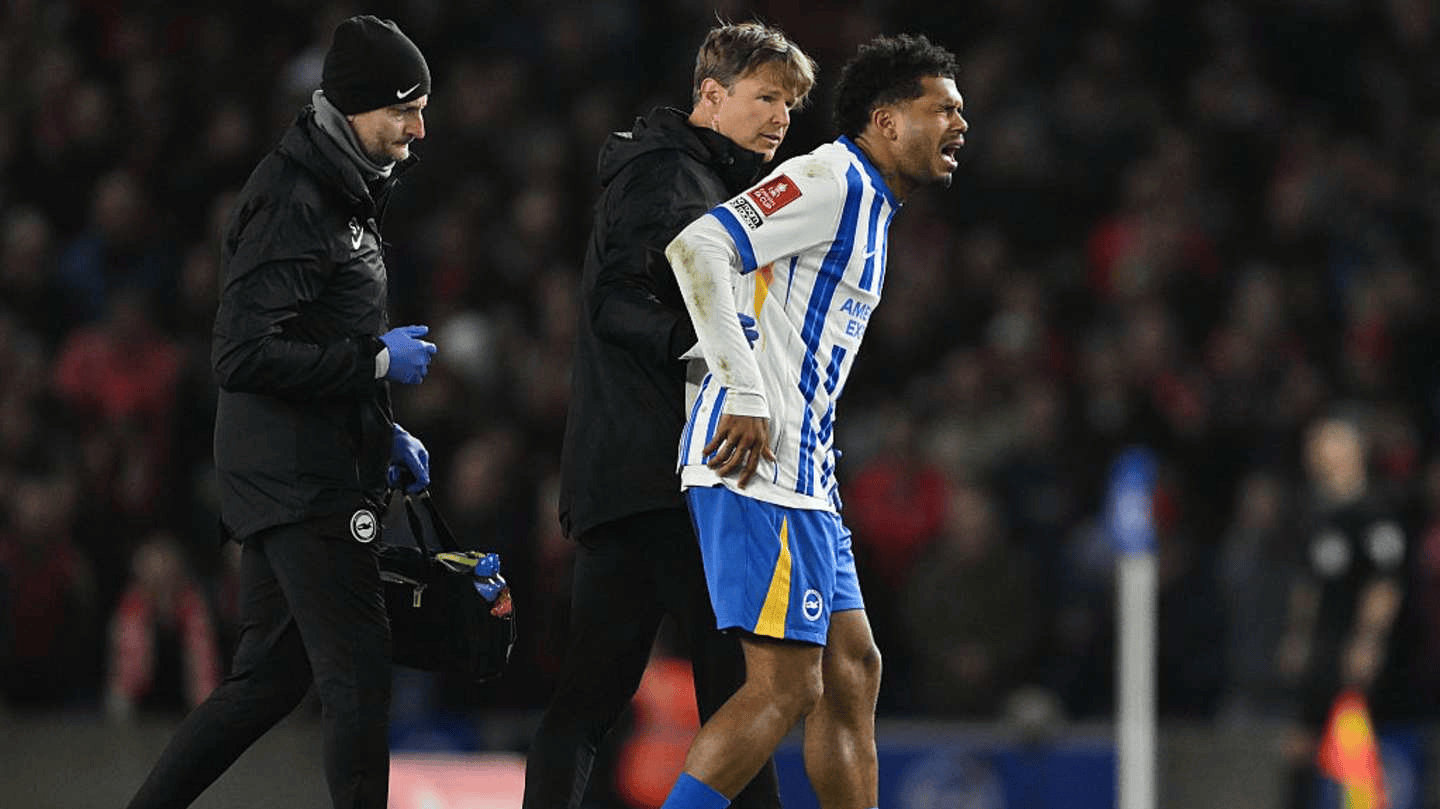 阿斯顿维拉主场不敌，保级形势岌岌可危