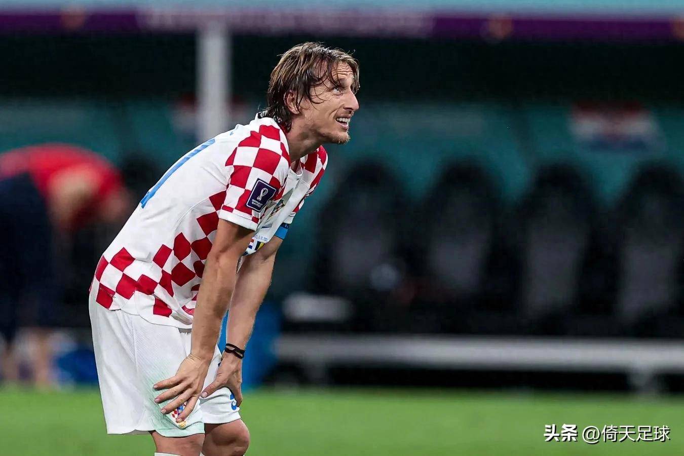 包含黑山队备战世界杯,全队士气饱满力争突进压阵的词条 包含黑山队备战世界杯,全队士气饱满力争突进压阵的词条