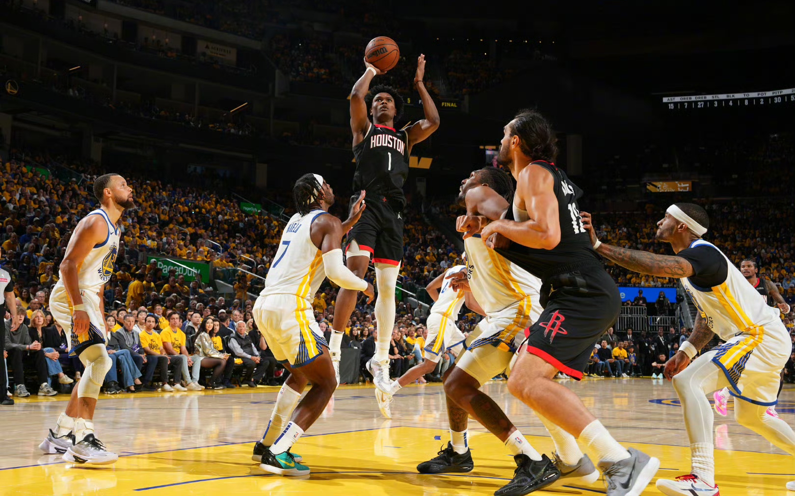 包含火箭主控受伤，球队三连败陷入低迷的词条