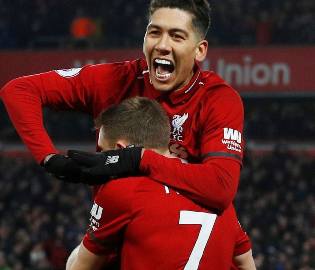 利物浦官方宣布与中场大将菲尔米诺续约