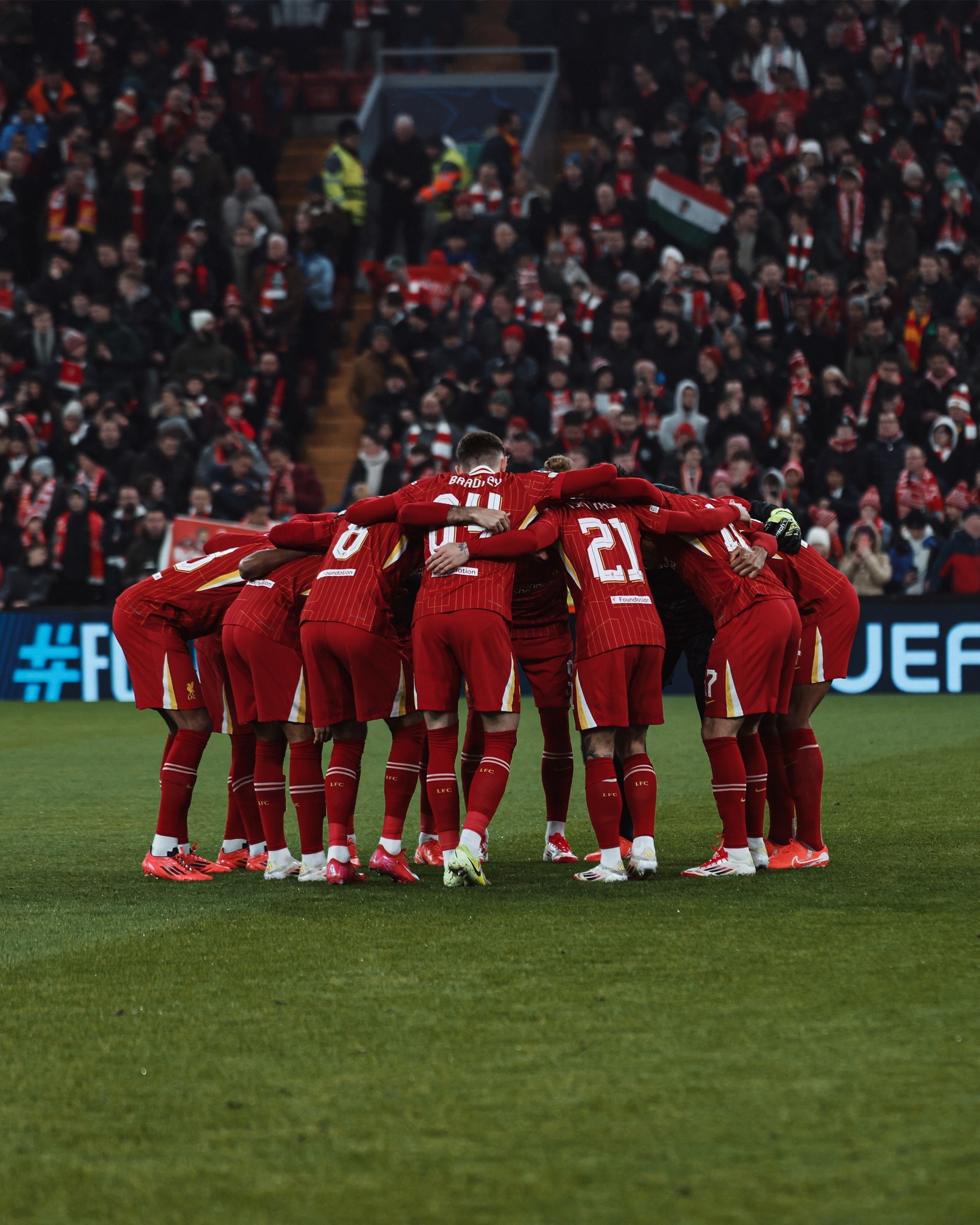 利物浦主场大胜巴黎，晋级强