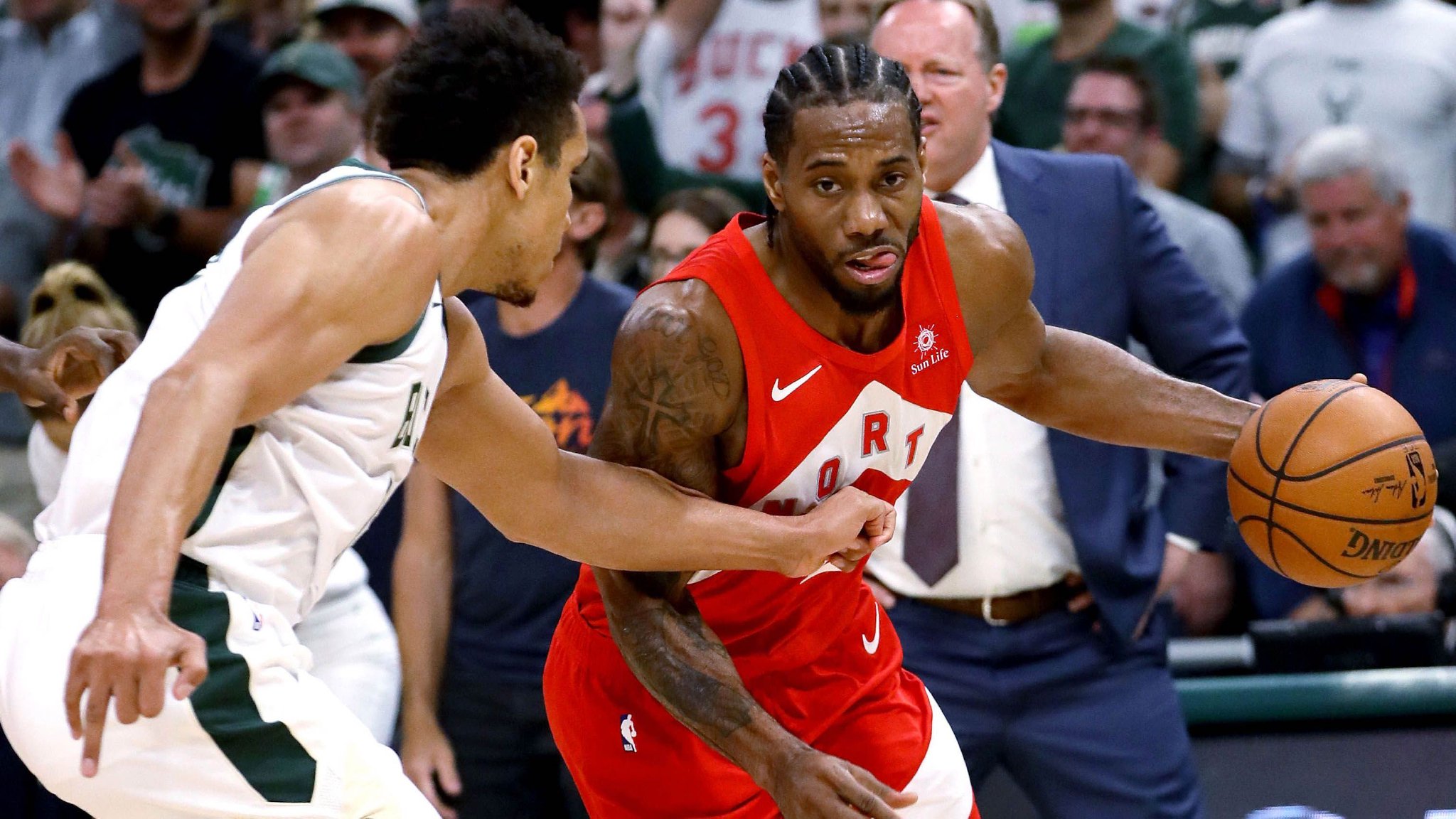 猛龙逆袭捷克,伦纳德狂砍全队最高三十分的简单介绍 猛龙逆袭捷克,伦纳德狂砍全队最高三十分的简单介绍