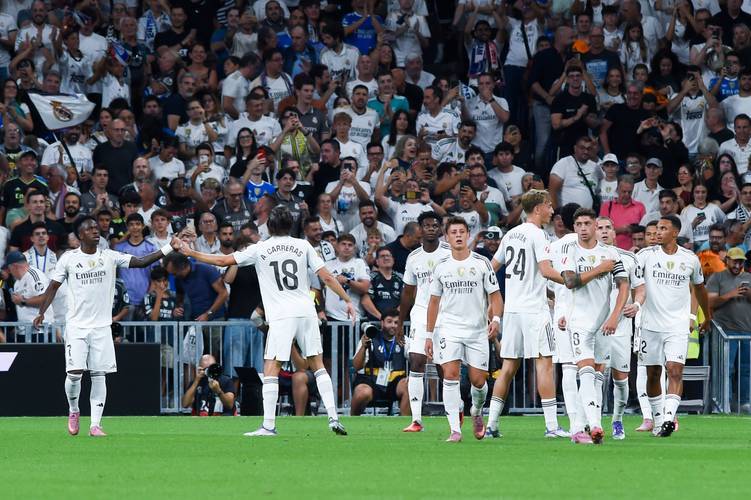 尤文图斯客场输球,冠军梦或遥不可及的简单介绍 尤文图斯客场输球,冠军梦或遥不可及的简单介绍