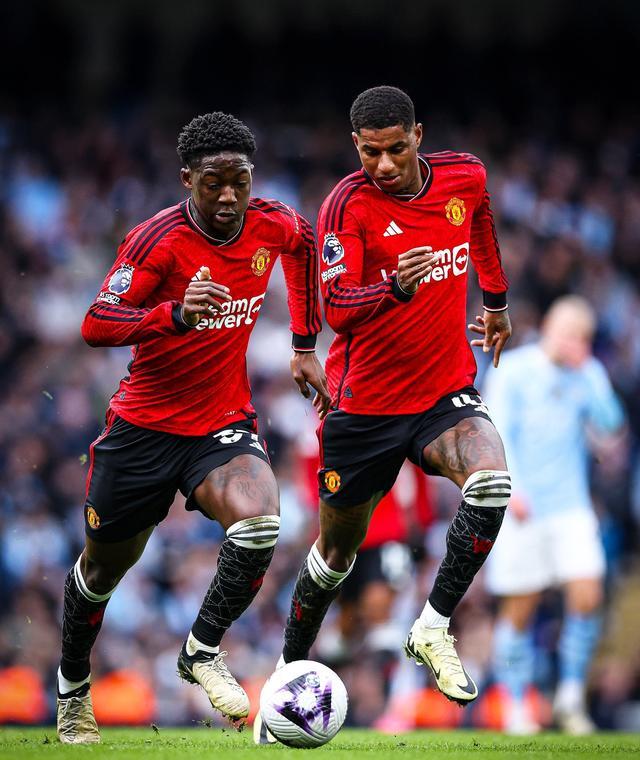 关于曼联三连败，欧冠希望渐行渐远的信息