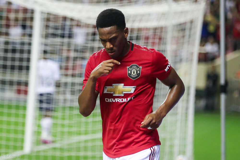 包含沃特福德客场逼平南安普敦,保持不败的词条 包含沃特福德客场逼平南安普敦,保持不败的词条