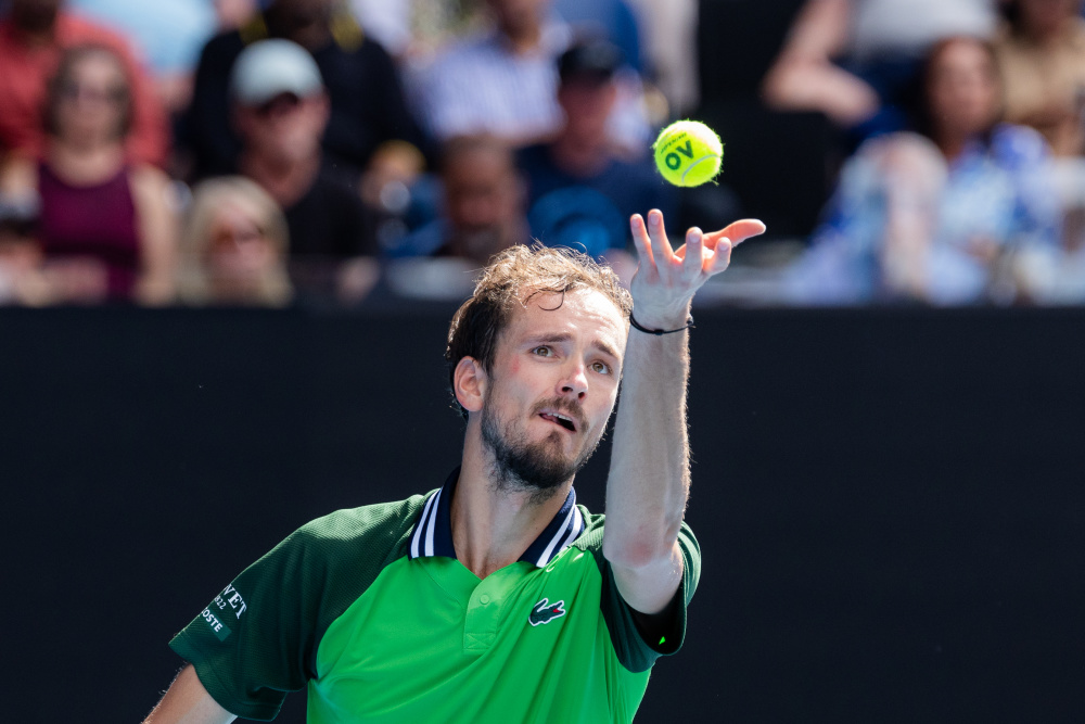 温网力克拉沃尔杯，梅德韦杰夫状态火热