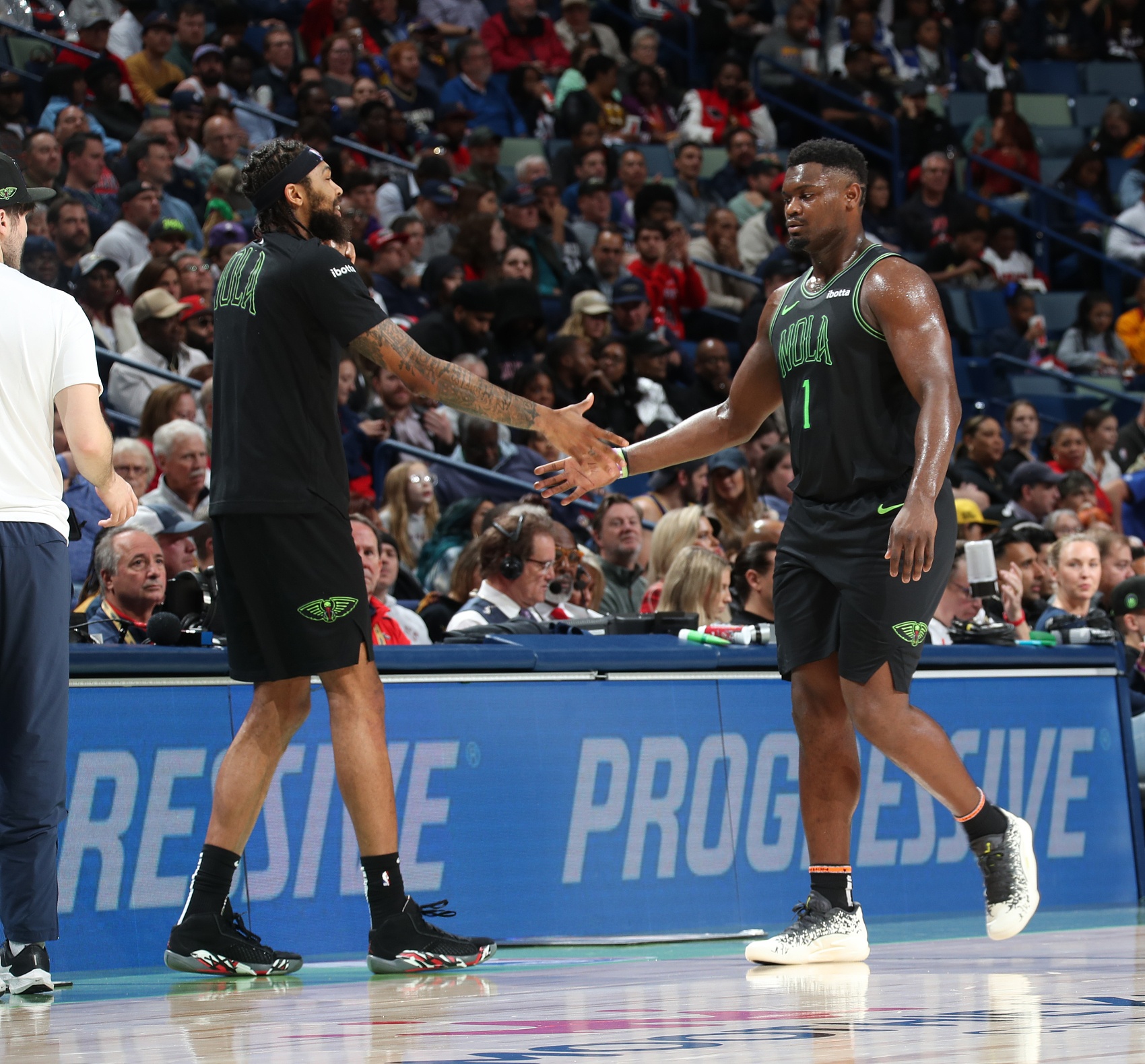 九游VIP-关于灰熊鏖战公牛，锡安关键制胜的信息