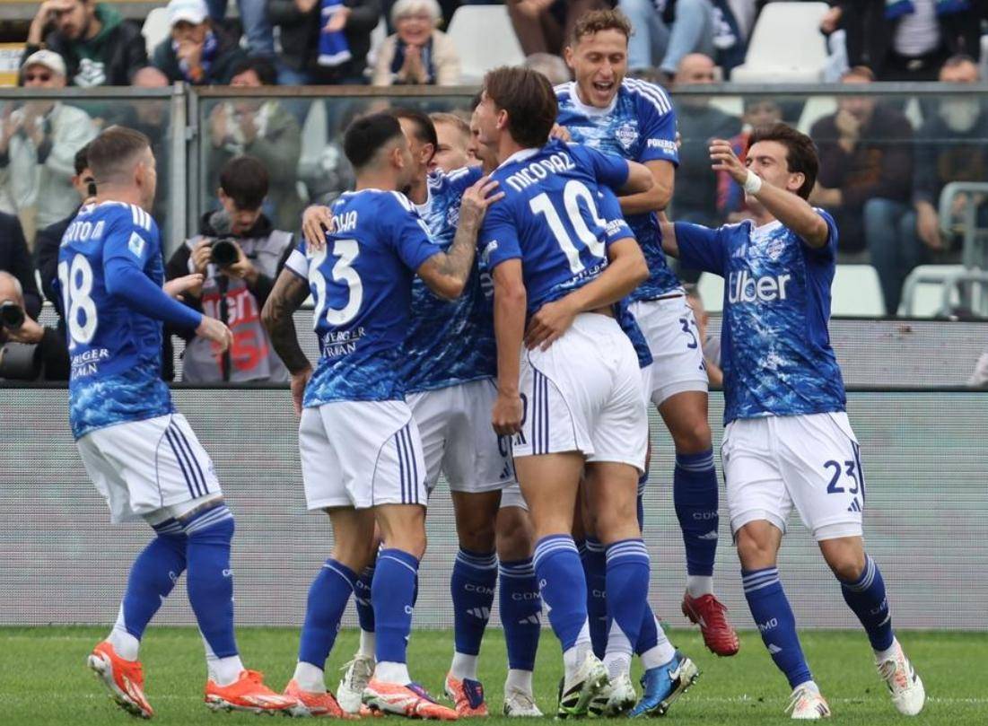 关于尤文险胜阿根廷，阿什拉夫带队取胜的信息