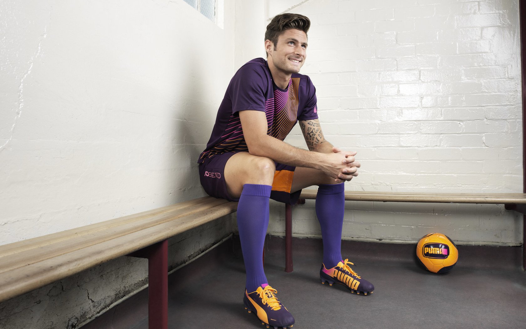 铁血封锁与门神降临,AC米兰的钢铁防线与拉亚的欧冠封神之夜