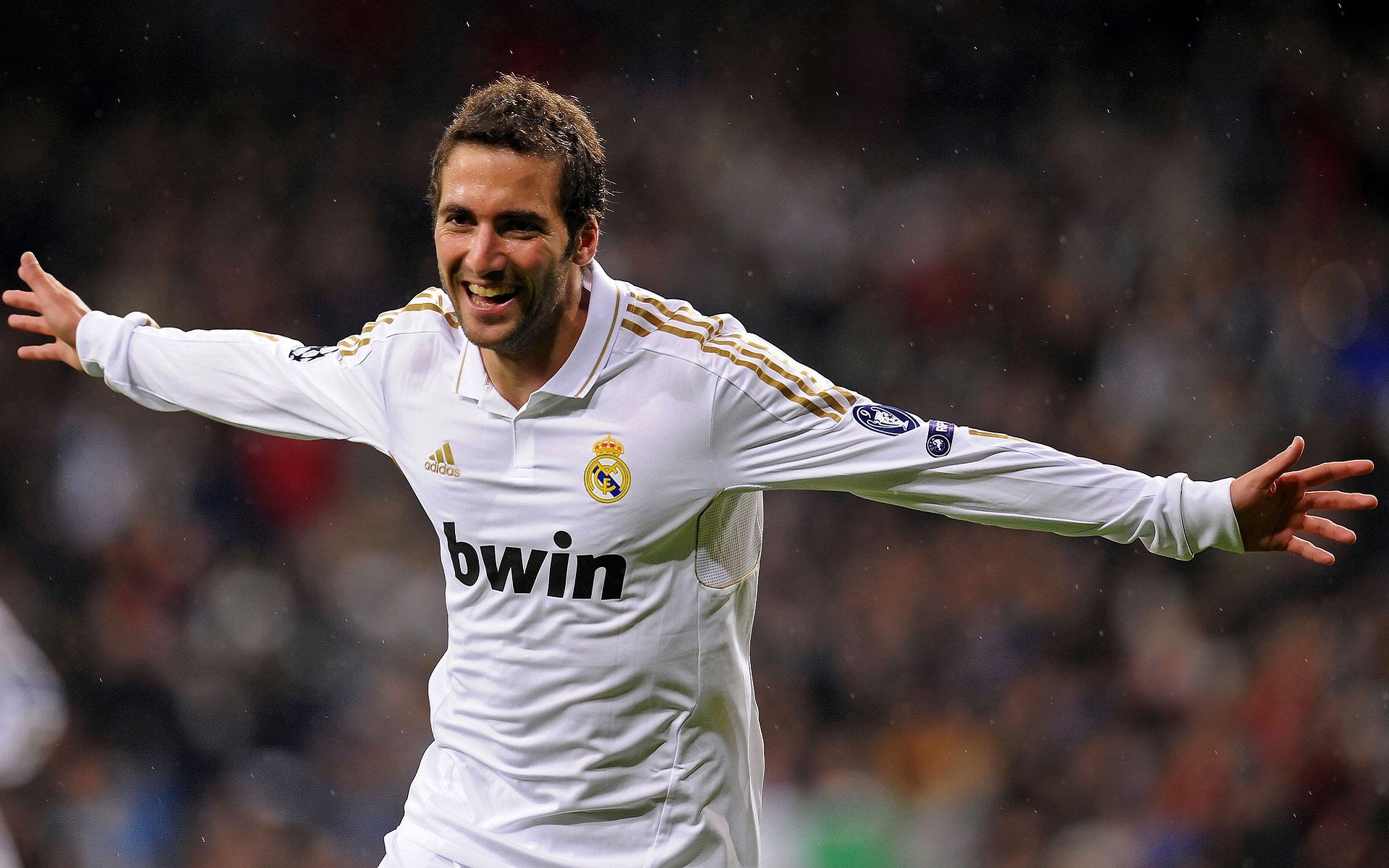 凯恩临危受命率队破局,加拿大足球的伊拉克战役启示录